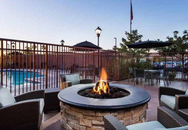 Residence Inn San Diego Oceanside Exteriör bild